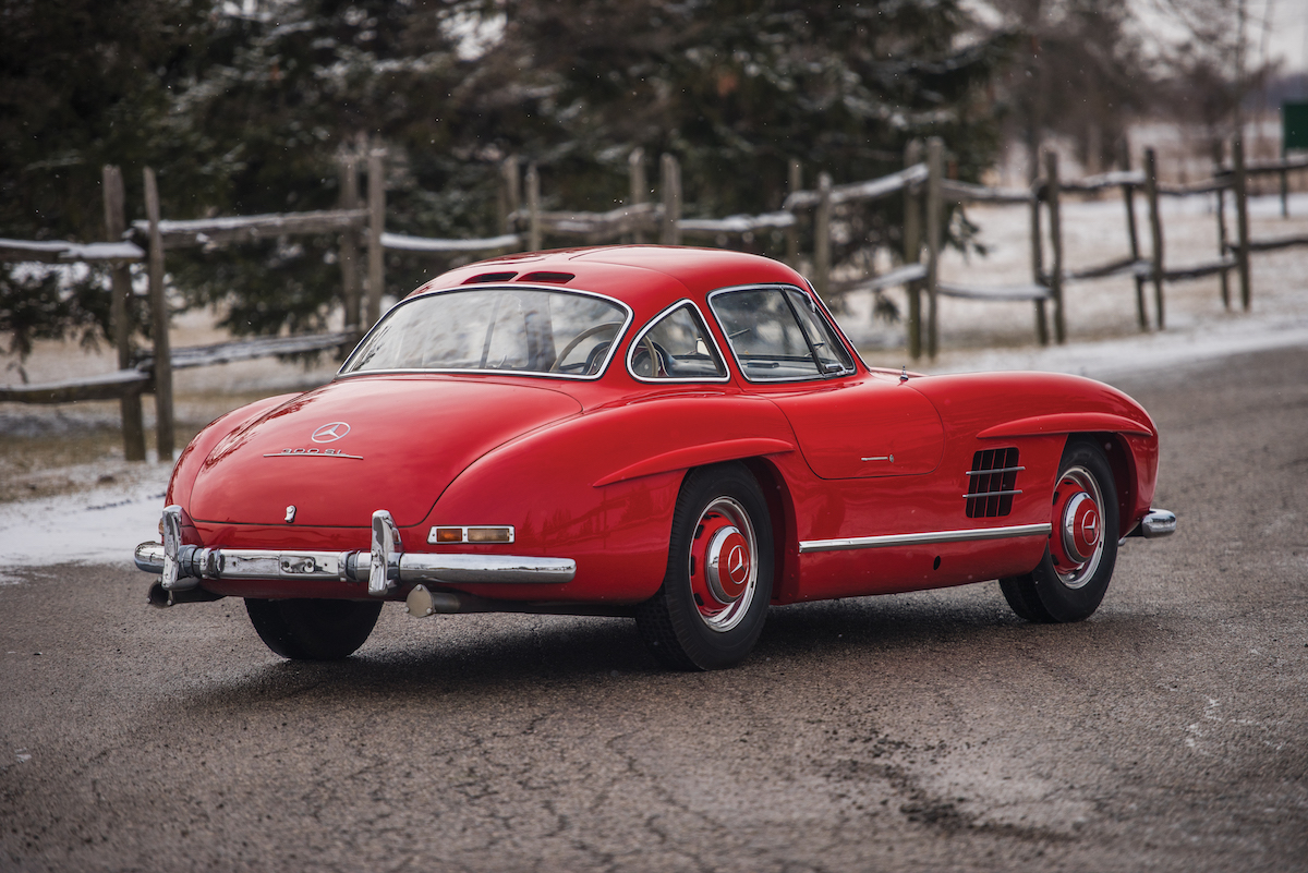 message-editor%2F1522099723598-1957-mercedes-benz-300-sl-gullwing_60.jpg