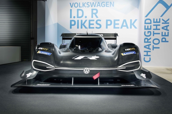 message-editor%2F1524419357075-volkswagen_i.d._r_pikes_peak-small-8194.jpg