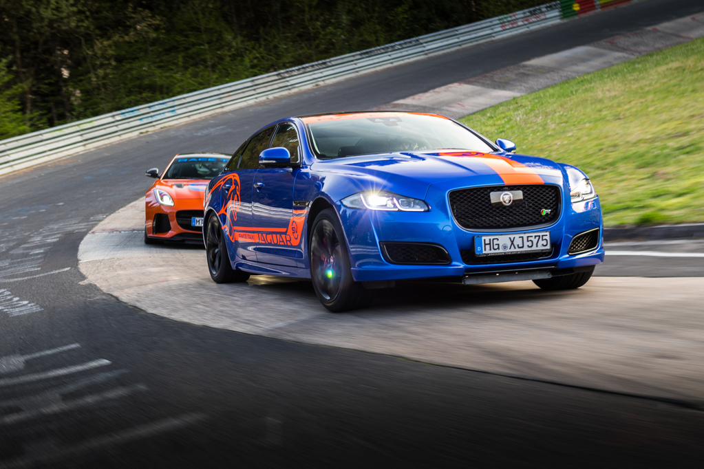 message-editor%2F1525804533296-jaguarracetaxixjr575a8608-resize-1024x682.jpg