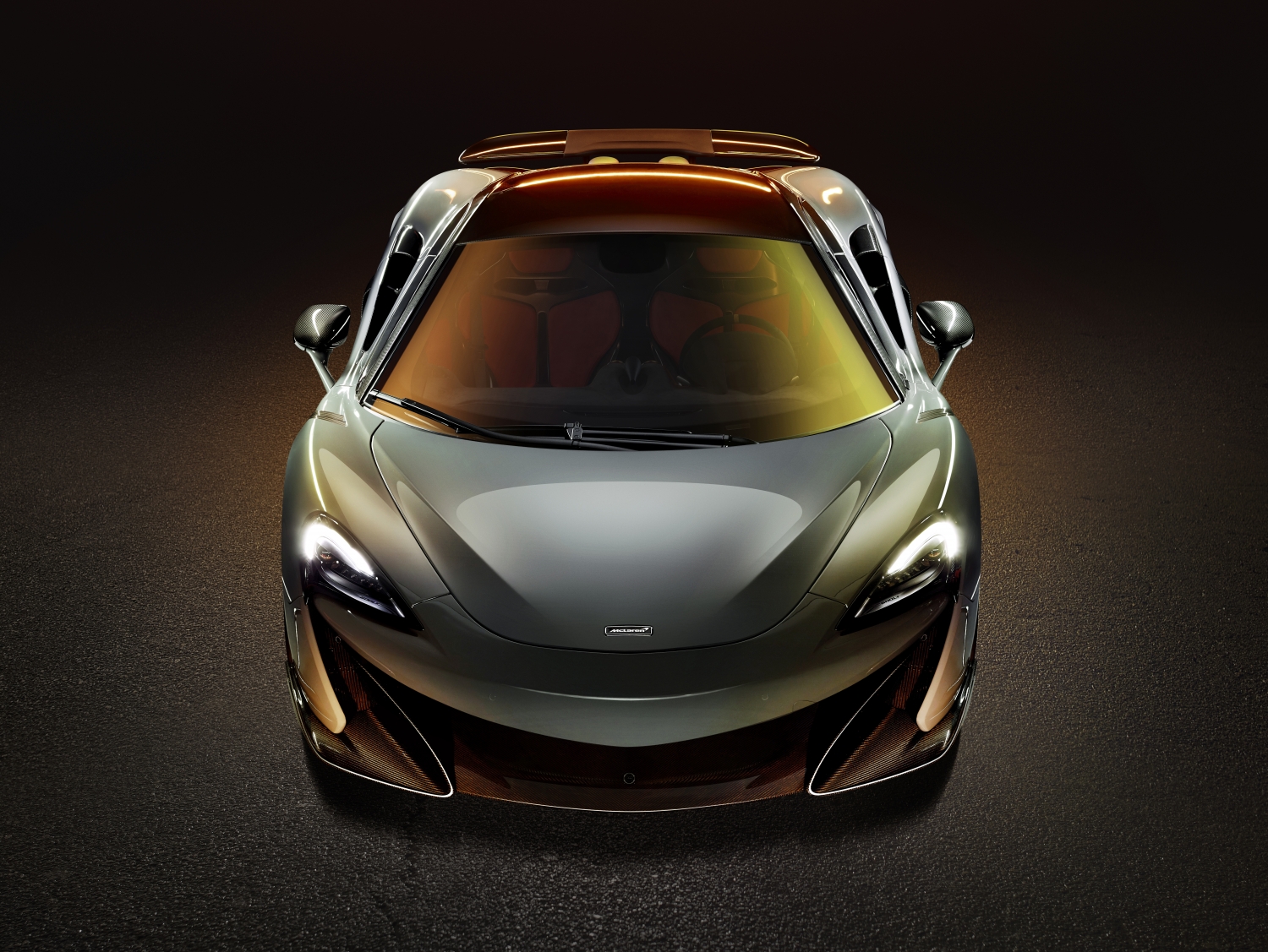 message-editor%2F1530200250063-small-9367-mclaren600lt-chicanegrey.jpg