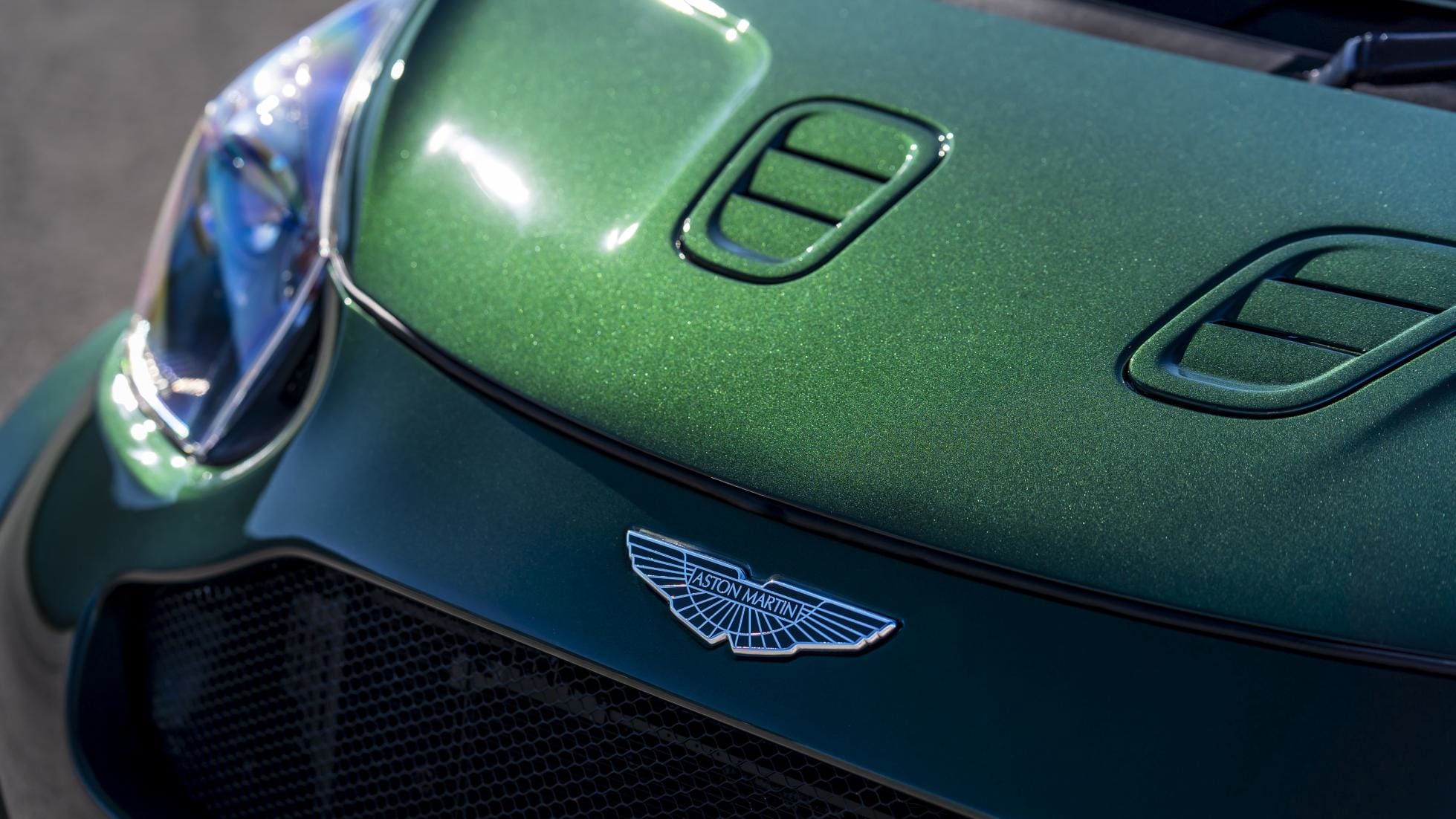 Aston Martin Cygnet V8 Concept