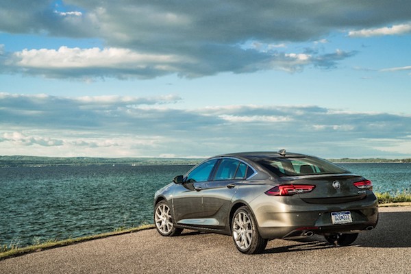 message-editor%2F1533138900605-2019-buick-regal-avenir-072.jpg