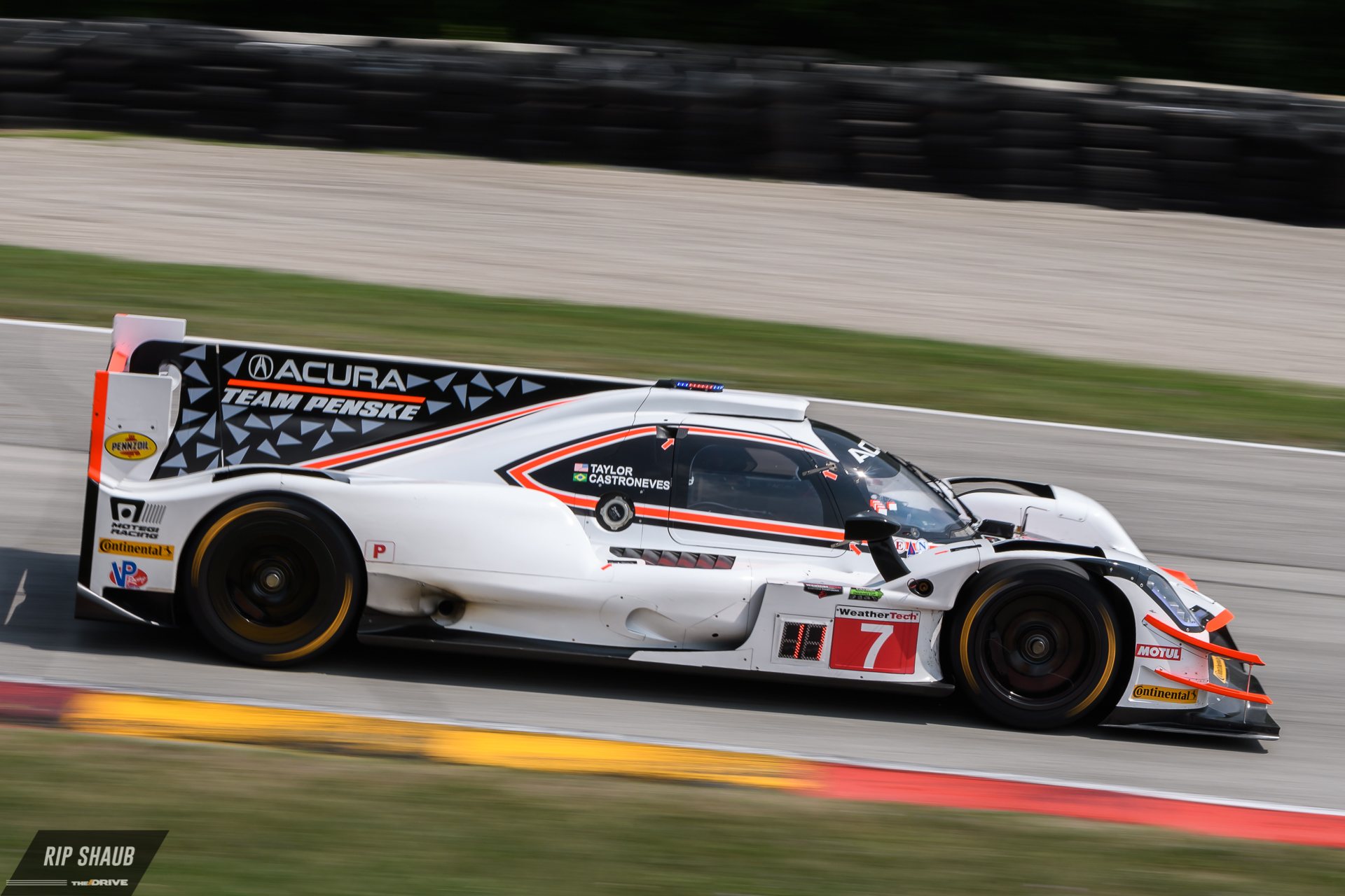 message-editor%2F1533836828500-ripshaub_2018_imsa_ra_race-25.jpg