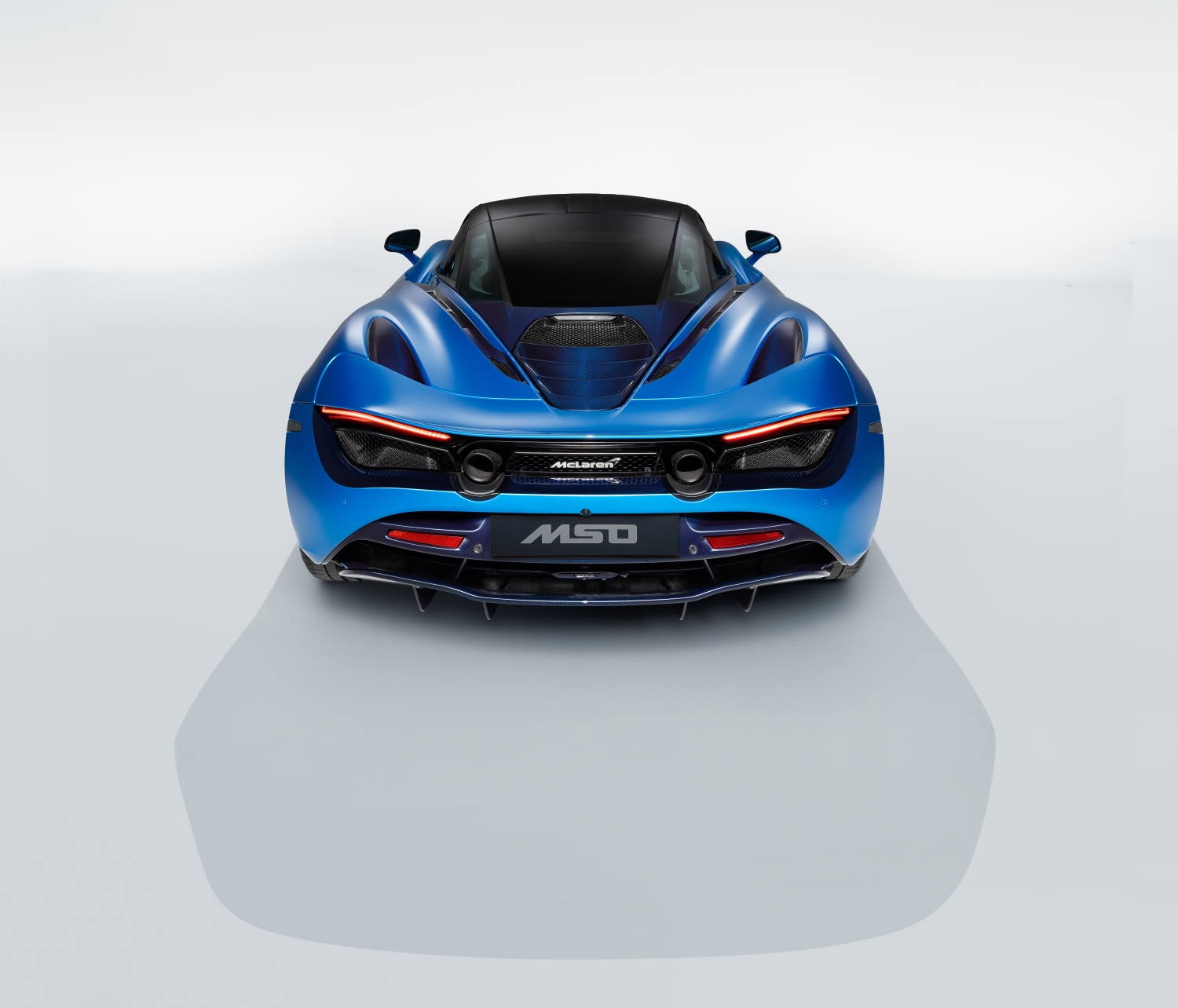 message-editor%2F1534271066507-small-9612-mclaren720spacifictheme.jpg