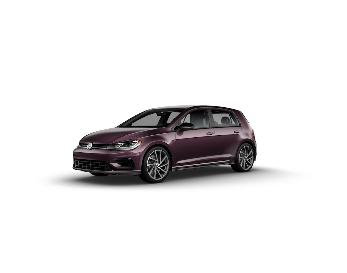 message-editor%2F1534362246797-2019_golf_r_dark_burgundy-large-8650.jpg