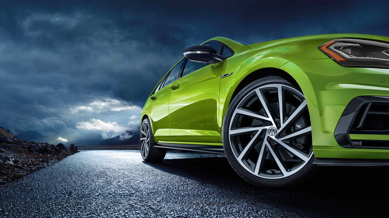 message-editor%2F1534365447230-2019_golf_r_viper_green-small-8601.jpg