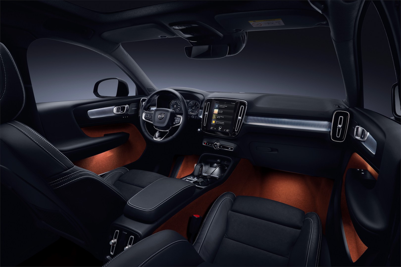 message-editor%2F1535586639454-213042_new_volvo_xc40_-_interior.jpg