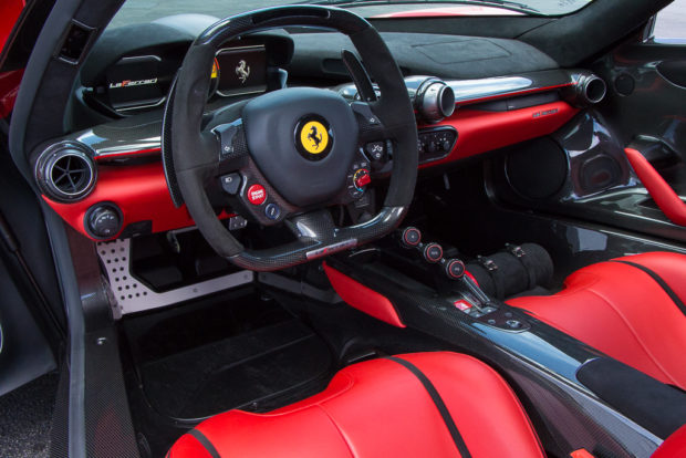 message-editor%2F1536714550379-2015_ferrari_laferrari_15336654188495d565ef6img_5495-620x414.jpg