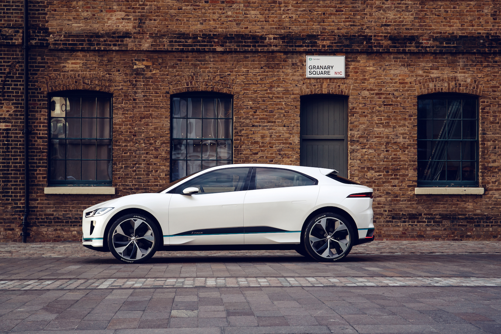 message-editor%2F1536954957174-whiteipace001.jpg