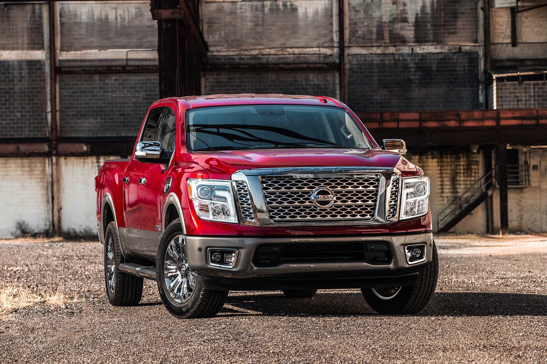 message-editor%2F1547442220456-nissan_titan_03.jpg
