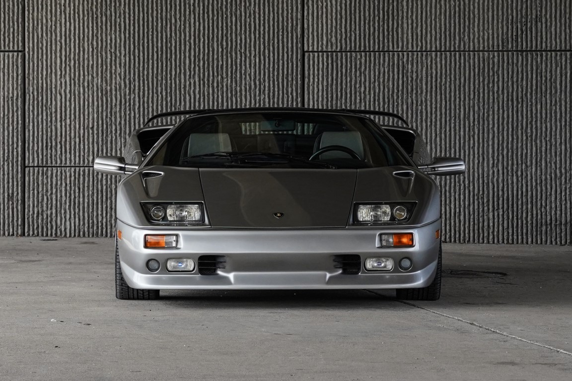 message-editor%2F1549061087262-1999_lamborghini_diablo_1548187193565ef66e7dff9f98dsc00073.jpg